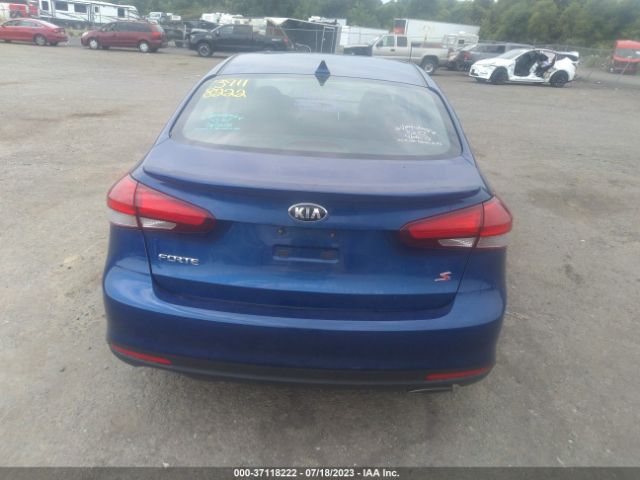 3KPFL4A76JE264465 KIA FORTE S