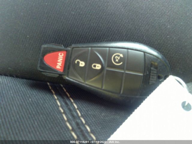 1C4PJMAB6FW775640 Jeep Cherokee Sport