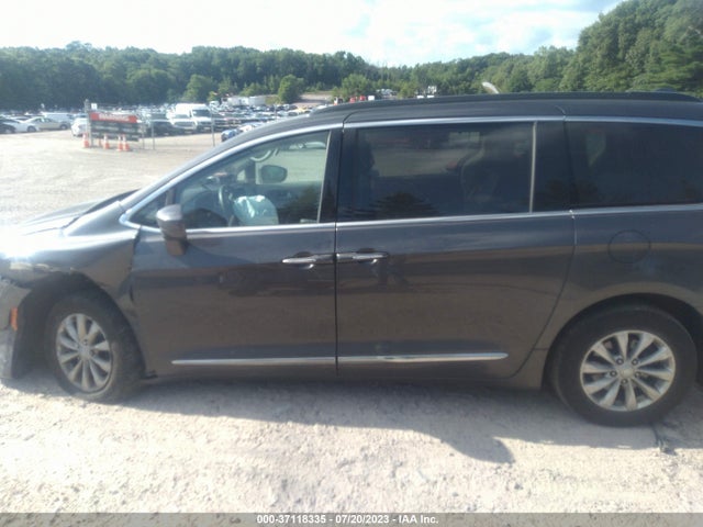 2C4RC1BGXHR561466 Chrysler Pacifica Touring-l