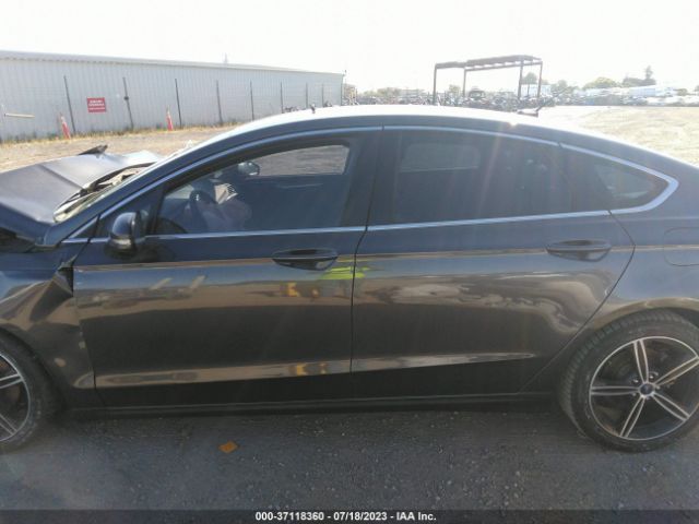 3FA6P0HD4FR115356 Ford FUSION SE