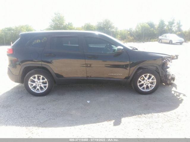 1C4PJMAB5FW565014 Jeep Cherokee Sport