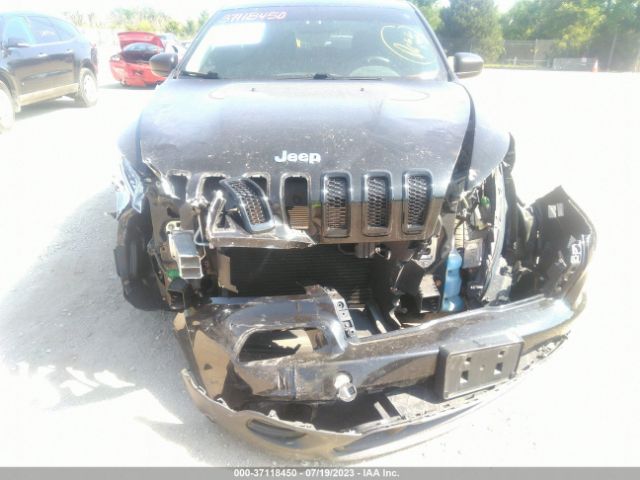 1C4PJMAB5FW565014 Jeep Cherokee Sport