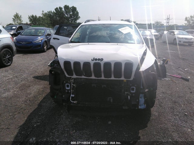2016 JEEP CHEROKEE ALTITUDE VIN: 1C4PJMAS0GW368169