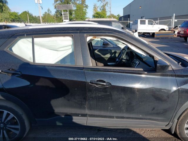 3N1CP5CU0KL558640 Nissan KICKS SV