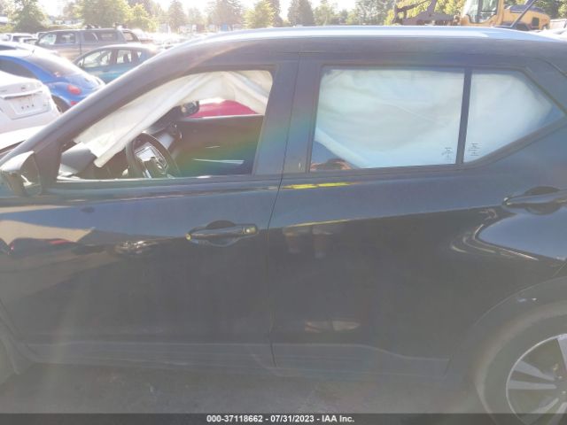 3N1CP5CU0KL558640 Nissan KICKS SV