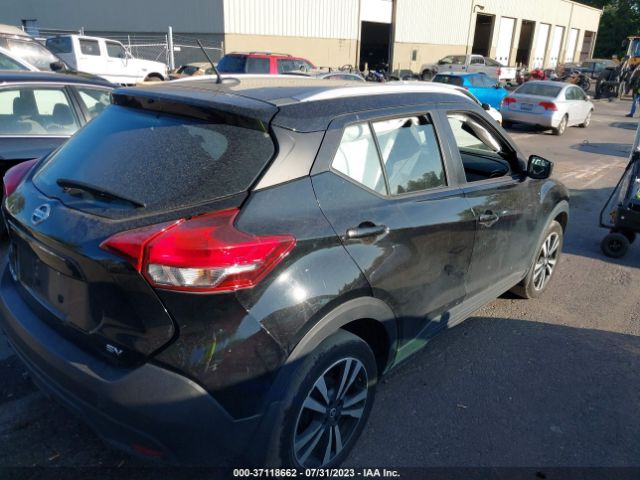 3N1CP5CU0KL558640 Nissan KICKS SV