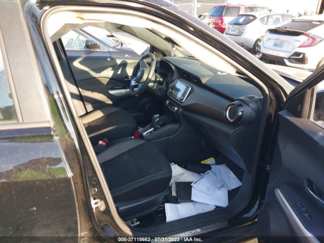 3N1CP5CU0KL558640 Nissan KICKS SV