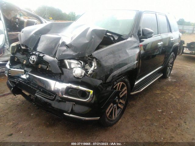 Toyota 4runner Limited 2015 JTEZU5JR3F5103720 Image 2