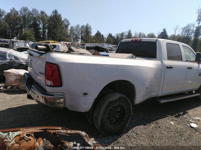 2018 Ram 3500 LCF, VIN: 3C63RRGL6JG149654