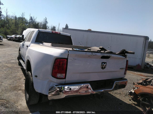 2018 Ram 3500 LCF, VIN: 3C63RRGL6JG149654