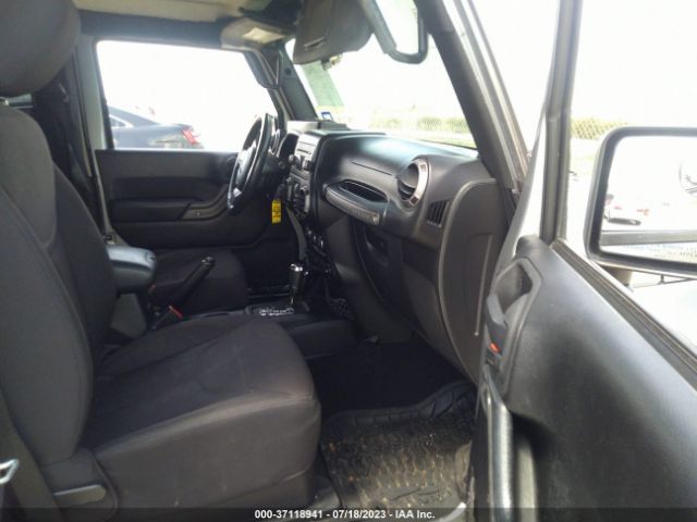 1C4AJWAG4EL106389 Jeep Wrangler Sport
