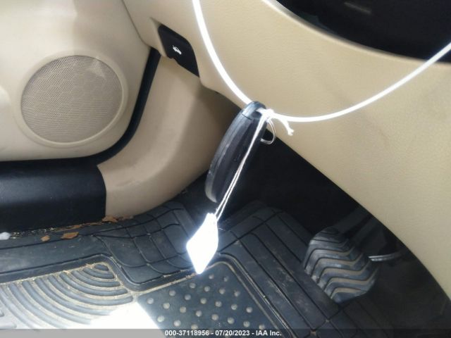 JN8AT2MT8JW458593 Nissan Rogue Sl