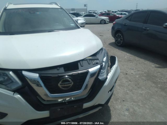 JN8AT2MT8JW458593 Nissan Rogue Sl