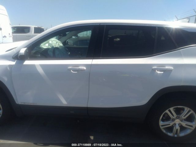 3GKALMEV2KL215946 GMC Terrain Sle