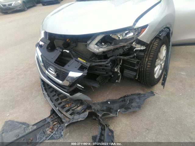 2017 NISSAN ROGUE SV VIN: KNMAT2MV8HP567427