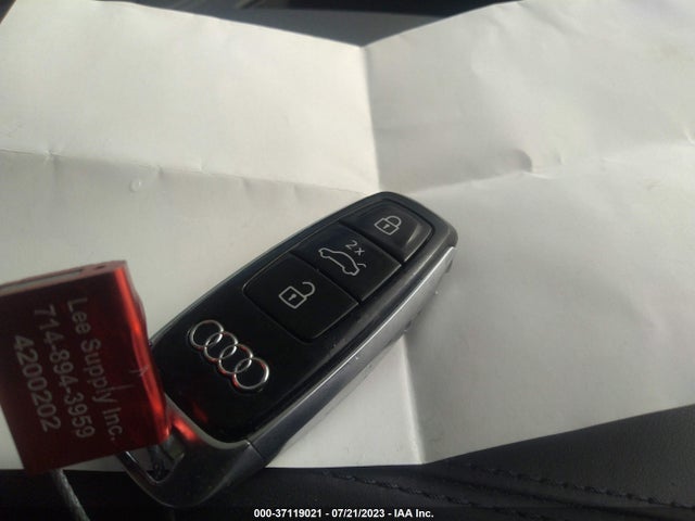 2020 Audi RS Q8, VIN: WU1ARBF10LD027155