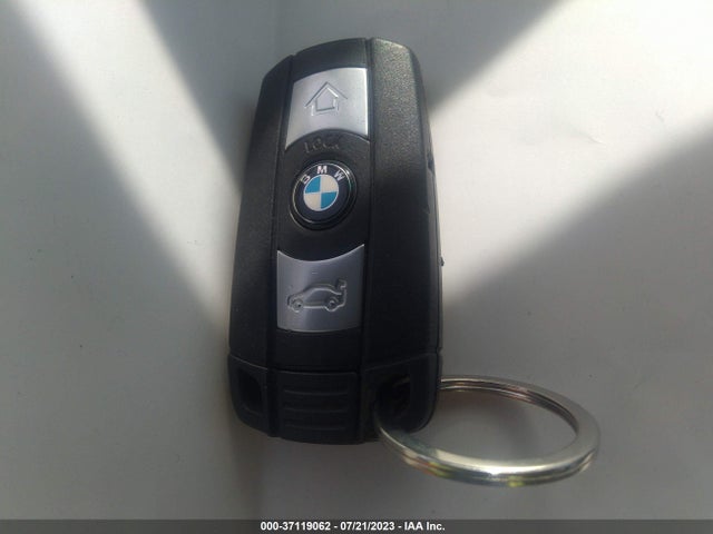 2011 BMW 3 SERIES 328I VIN: WBAPH5G55BNM74129