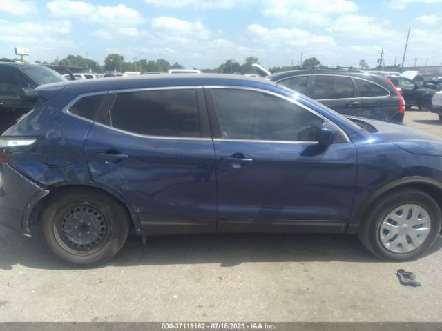 JN1BJ1CP5KW225750 Nissan Rogue Sport S