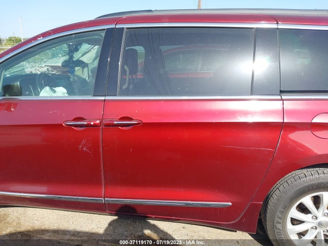 2C4RC1BG9HR621317 Chrysler Pacifica Touring-l