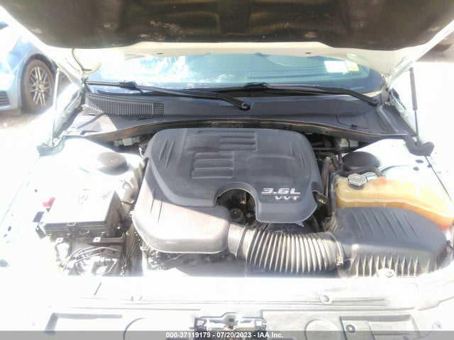 2C3CCAGG6GH162108 Chrysler 300 300s