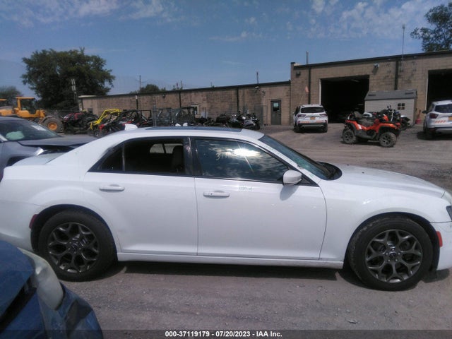 2C3CCAGG6GH162108 Chrysler 300 300s
