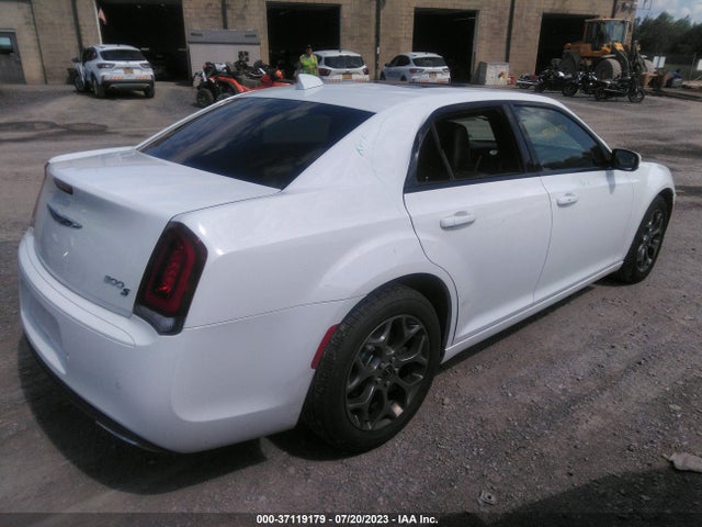 2C3CCAGG6GH162108 Chrysler 300 300s