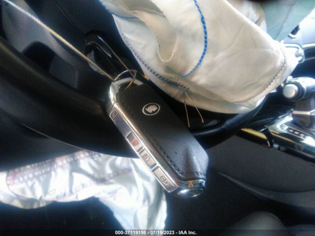 KNAE15LA1J6015221 KIA Stinger Base