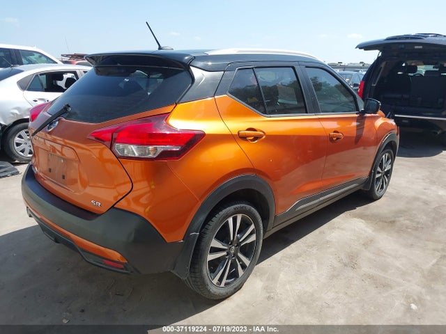 2019 NISSAN KICKS SR VIN: 3N1CP5CU2KL519452