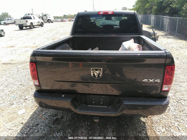2017 RAM 1500 EXPRESS VIN: 1C6RR7KG2HS600204