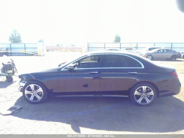 WDDZF4KB5KA517745 Mercedes-Benz E-class E 300