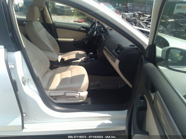 3VWD67AJ0GM259964 Volkswagen Jetta Sedan 1.4t Se W/connectivity