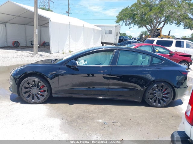 2022 Tesla 3, VIN: 5YJ3E1EC6NF329365