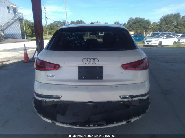 WA1FFCFS5FR013621 Audi Q3 2.0t Prestige