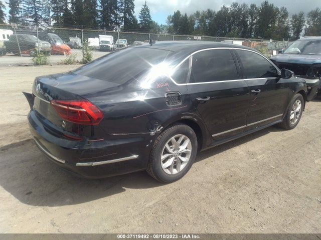 1VWAT7A35HC015663 Volkswagen Passat 1.8t S