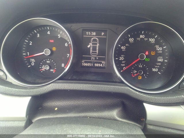 1VWAT7A35HC015663 Volkswagen Passat 1.8t S
