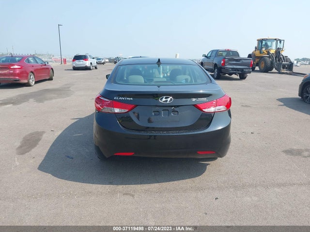 2013 HYUNDAI ELANTRA GLS VIN: 5NPDH4AE5DH409566