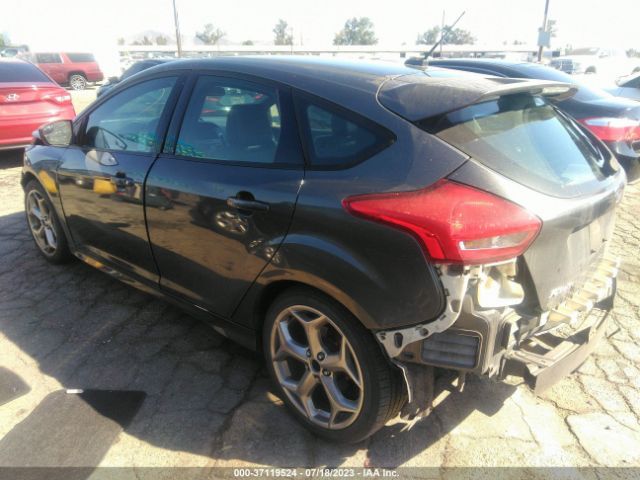 1FADP3L94HL223215 Ford FOCUS ST
