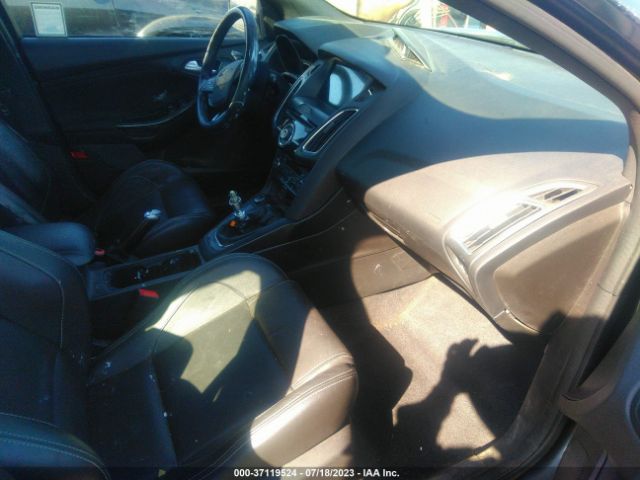 1FADP3L94HL223215 Ford FOCUS ST