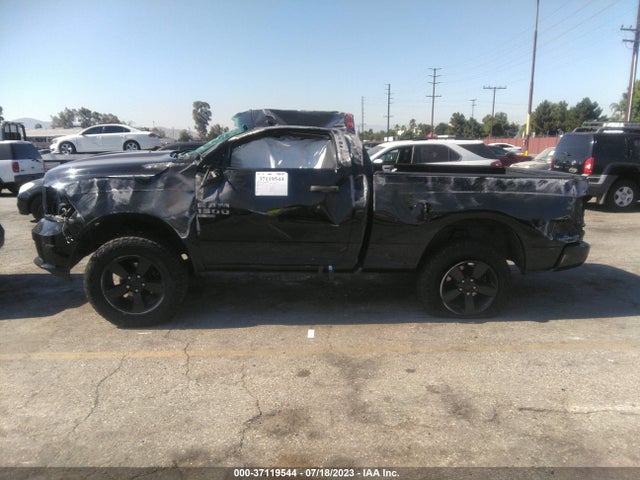 3C6JR6AG3KG537458 RAM 1500 Classic Express