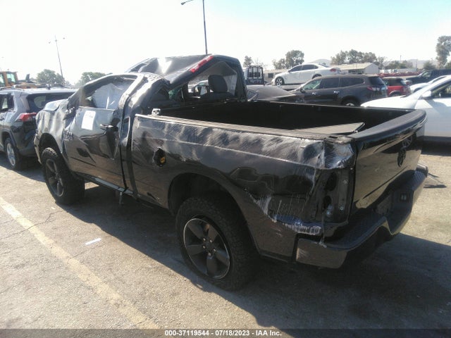3C6JR6AG3KG537458 RAM 1500 Classic Express