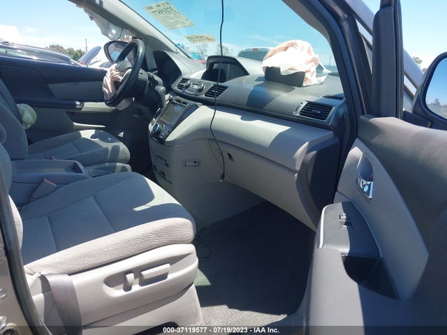 Honda ODYSSEY SE 2016 5FNRL5H35GB092969 Image 11