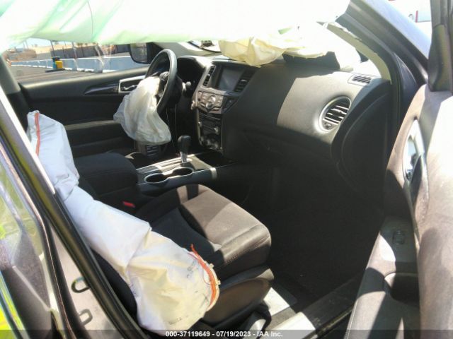 5N1DR2MN8HC911045 Nissan Pathfinder Sv