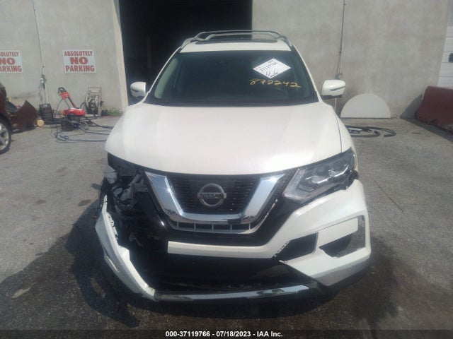 2017 NISSAN ROGUE SL VIN: 5N1AT2MT7HC872242