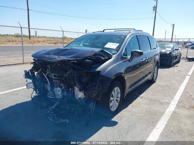 Chrysler Pacifica Touring L 2019 2C4RC1BG6KR698315 Image 2