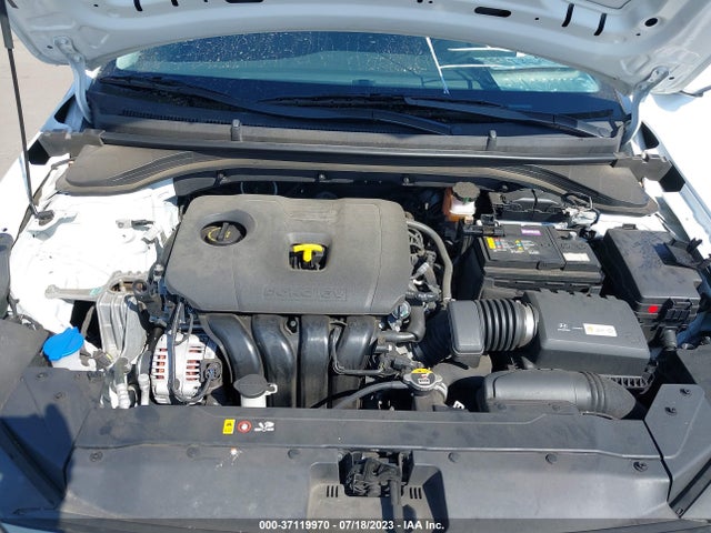 Hyundai ELANTRA SE 2019 5NPD74LF5KH453718 Image 16