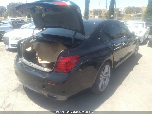 2013 BMW 7 SERIES 740I VIN: WBAYA6C55DD143662