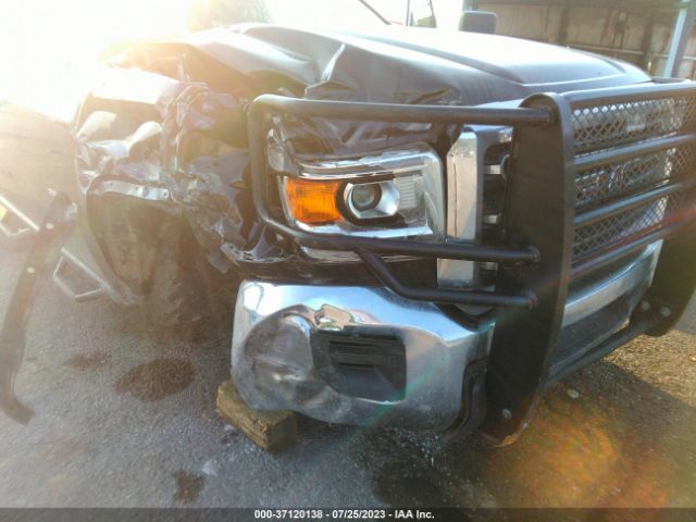 1GT12REG1JF240942 GMC SIERRA 2500HD
