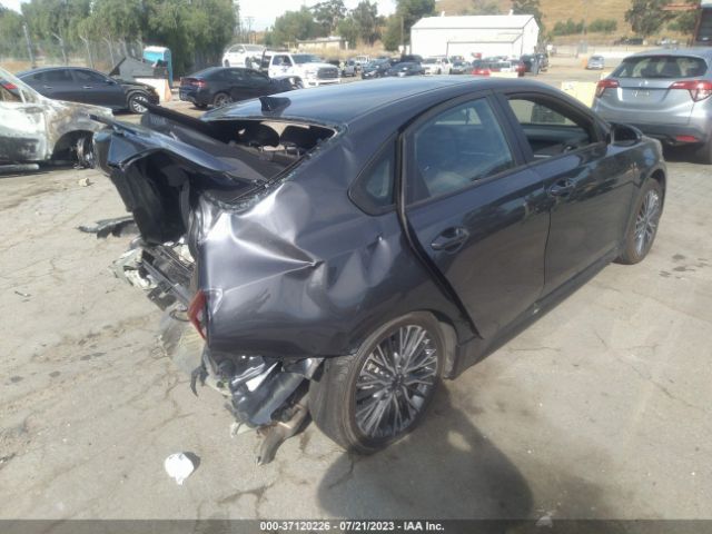 3KPF54AD8PE523241 KIA Forte Gt-line