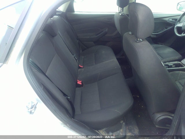 2016 FORD FOCUS S VIN: 1FADP3E21GL311220
