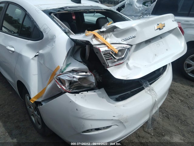 Chevrolet Cruze Ls Auto 2016 1G1BC5SM6G7254481 Image 6